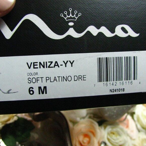 NIB Nina metallic heels 6 - Picture 10 of 11